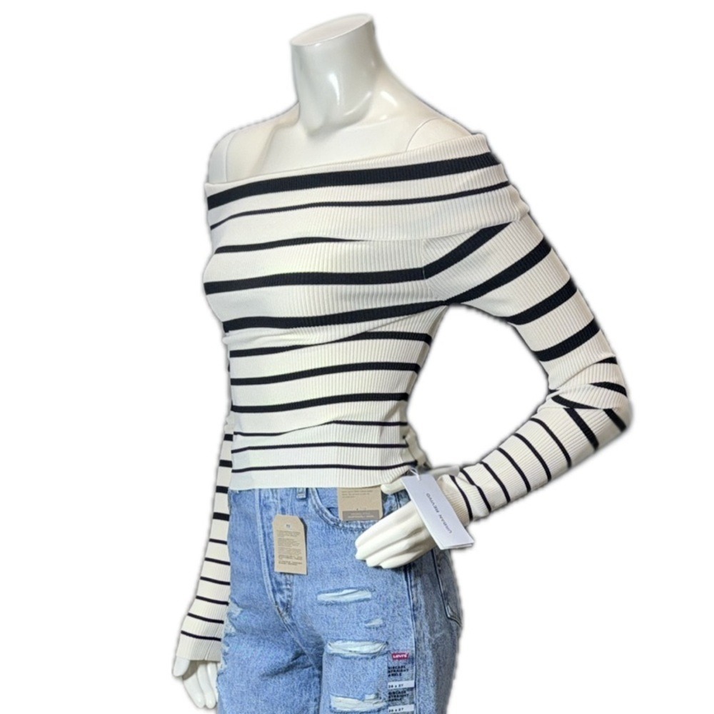 👚🏙️ URBAN REVIVO Stripe Cowl Neck Off-Shoulder Top Black Cream Ribbed Knit XS